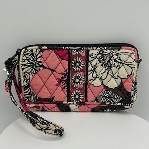 VERA BRADLEY “Mocha Rouge” Quilted Wristlet, EUC